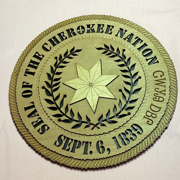 FINAL SALE PRICE Cherokee Seal Wooden Circle by Jim Burton - Picture 1 of 6